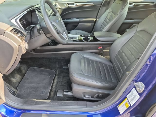 Used 2016 Ford Fusion SE w/ Equipment Group 202A FWD image 14