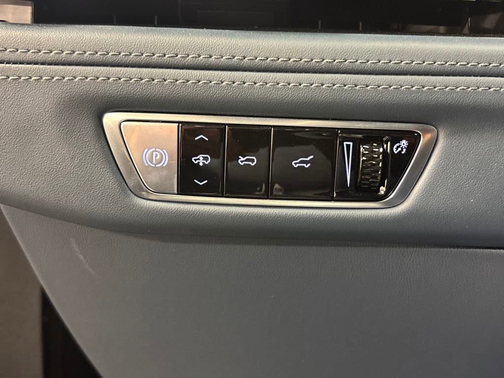 New 2025 Cadillac Escalade IQ Sport 2 image 28