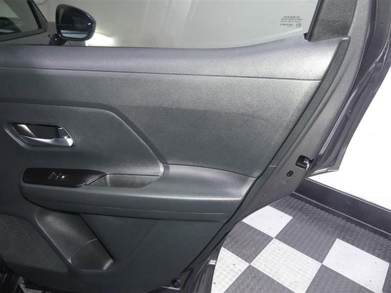 Used 2025 Nissan Kicks SV image 26