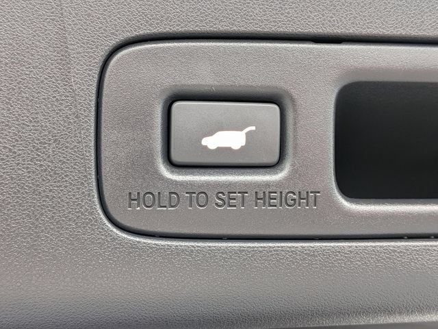 Certified 2025 Acura ADX FWD image 10