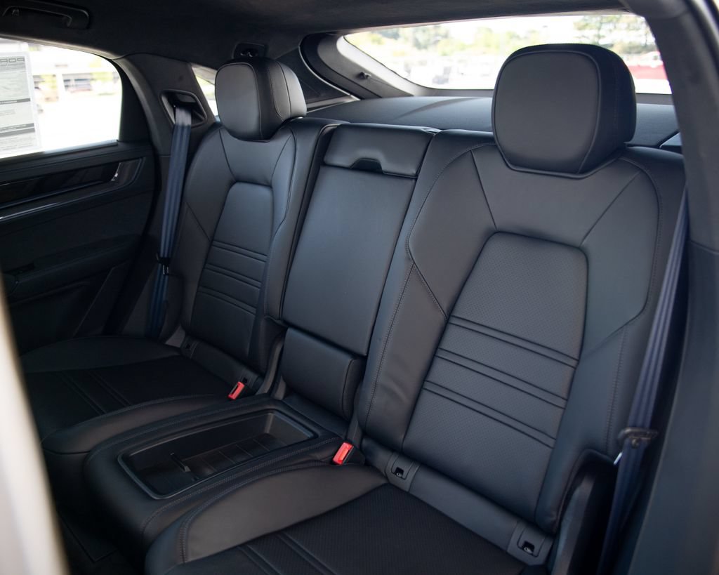 New 2026 Porsche Cayenne Turbo GT AWD/4WD image 19
