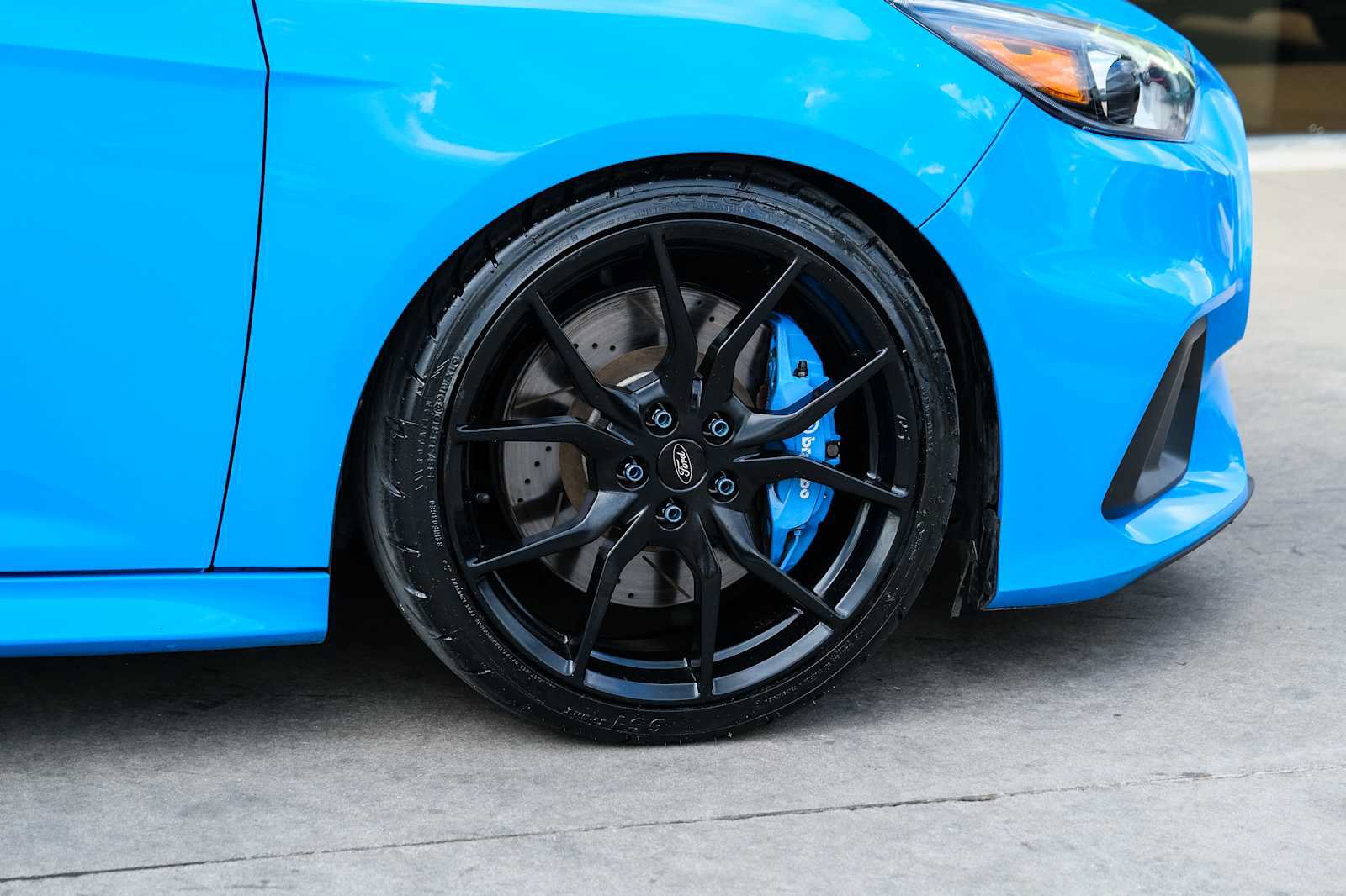 Used 2017 Ford Focus RS AWD/4WD image 10