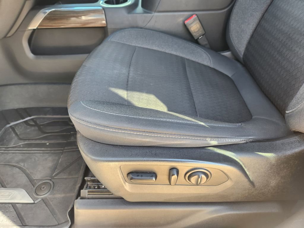 Used 2019 Chevrolet Silverado 1500 RST w/ All-Star Edition image 29