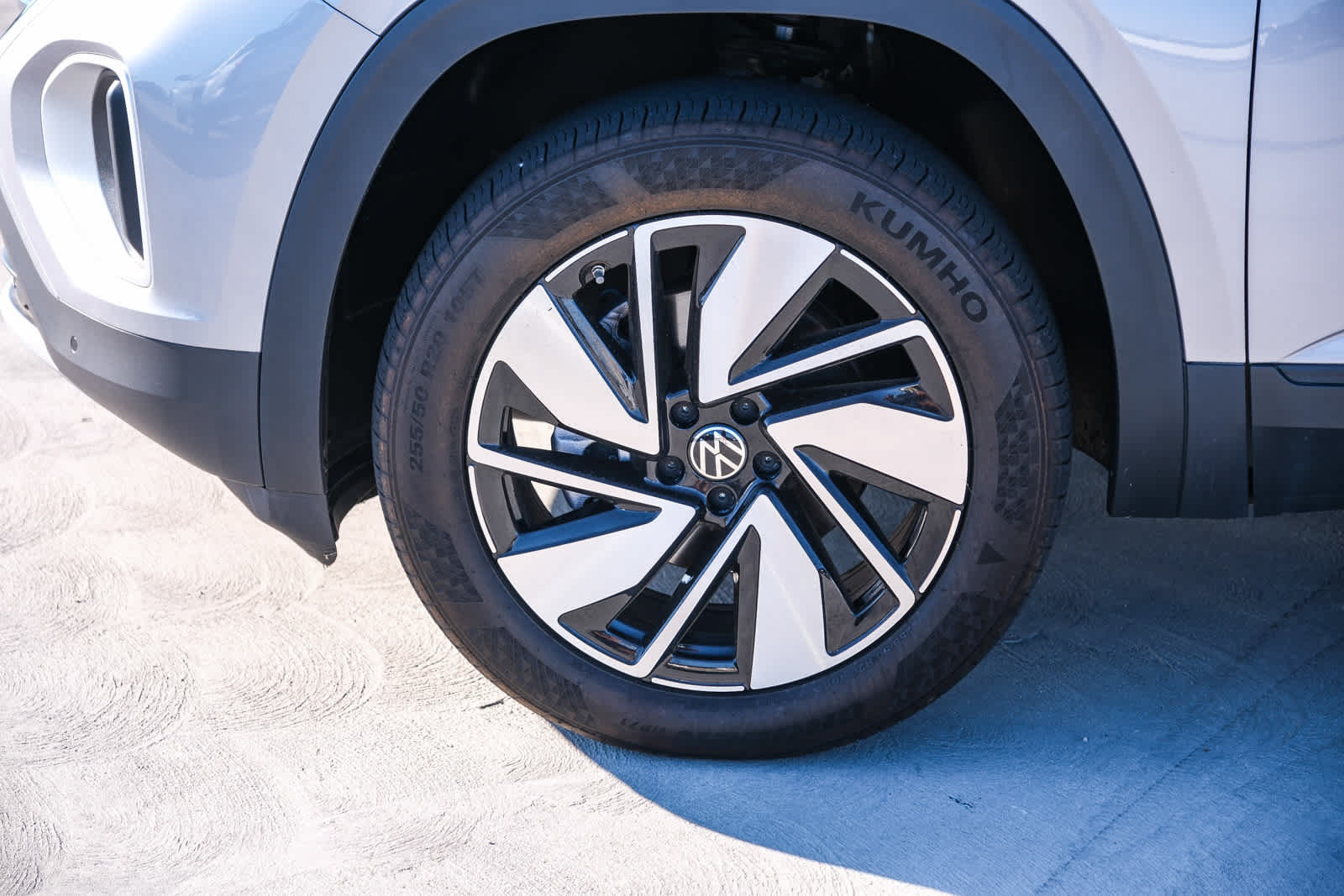 Used 2024 Volkswagen Atlas SE FWD image 10