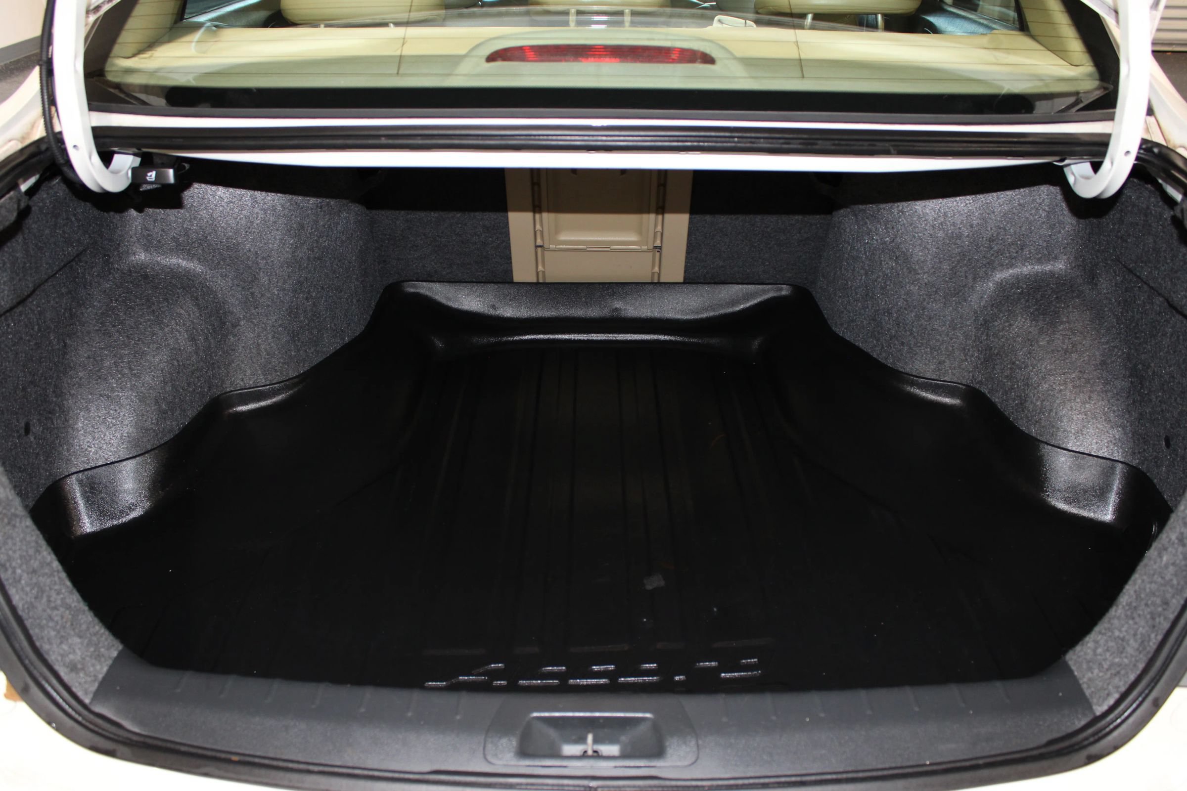 Used 2008 Honda Accord EX-L image 32