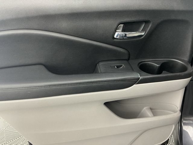 Used 2019 Honda Pilot Touring image 9