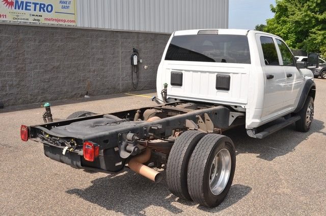Used 2024 RAM 5500 Tradesman w/ Safety Group AWD/4WD image 8