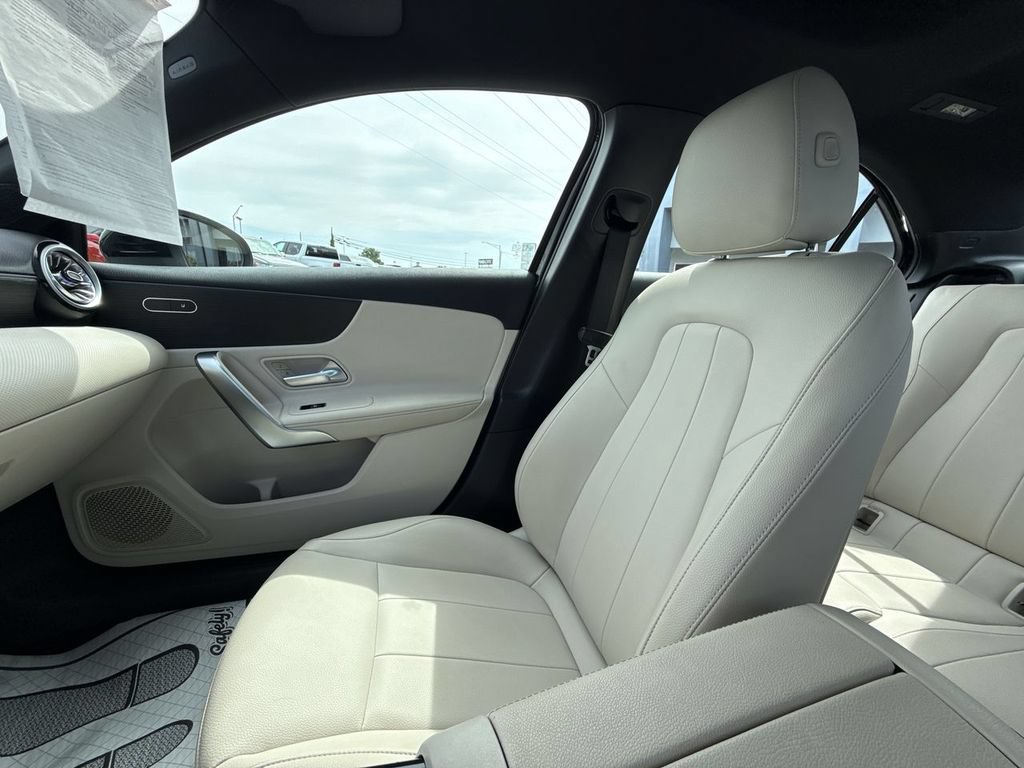 Used 2022 Mercedes-Benz A 220 4MATIC image 31
