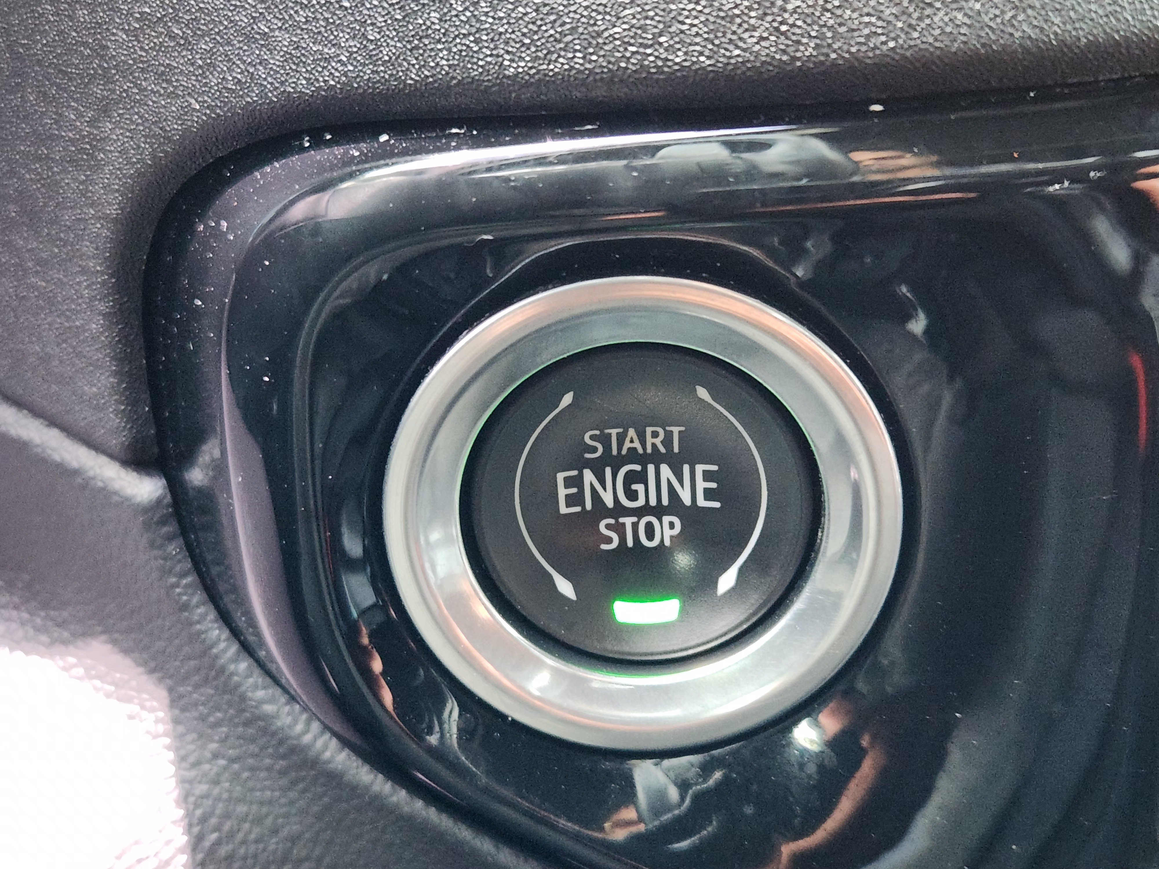Used 2023 Chevrolet Silverado 1500 ZR2 w/ Technology Package AWD/4WD image 21