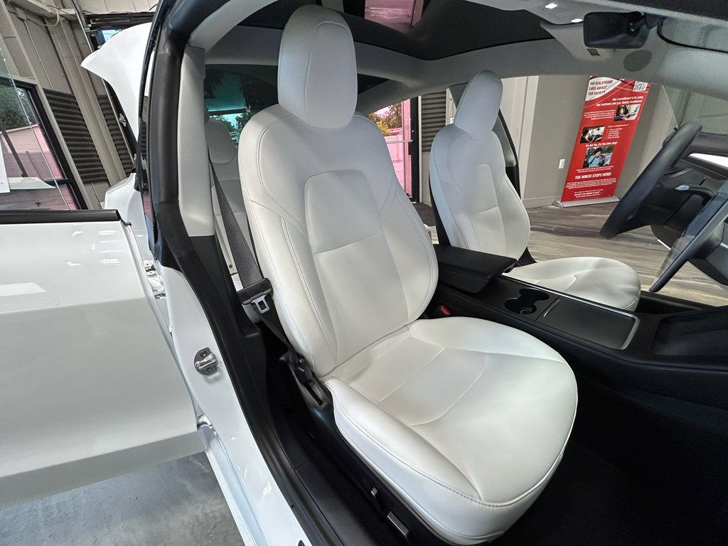 Used 2021 Tesla Model 3 Long Range AWD/4WD image 4