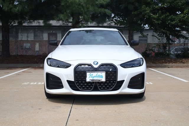 Used 2023 BMW i4 eDrive40 w/ M Sport Package RWD image 3