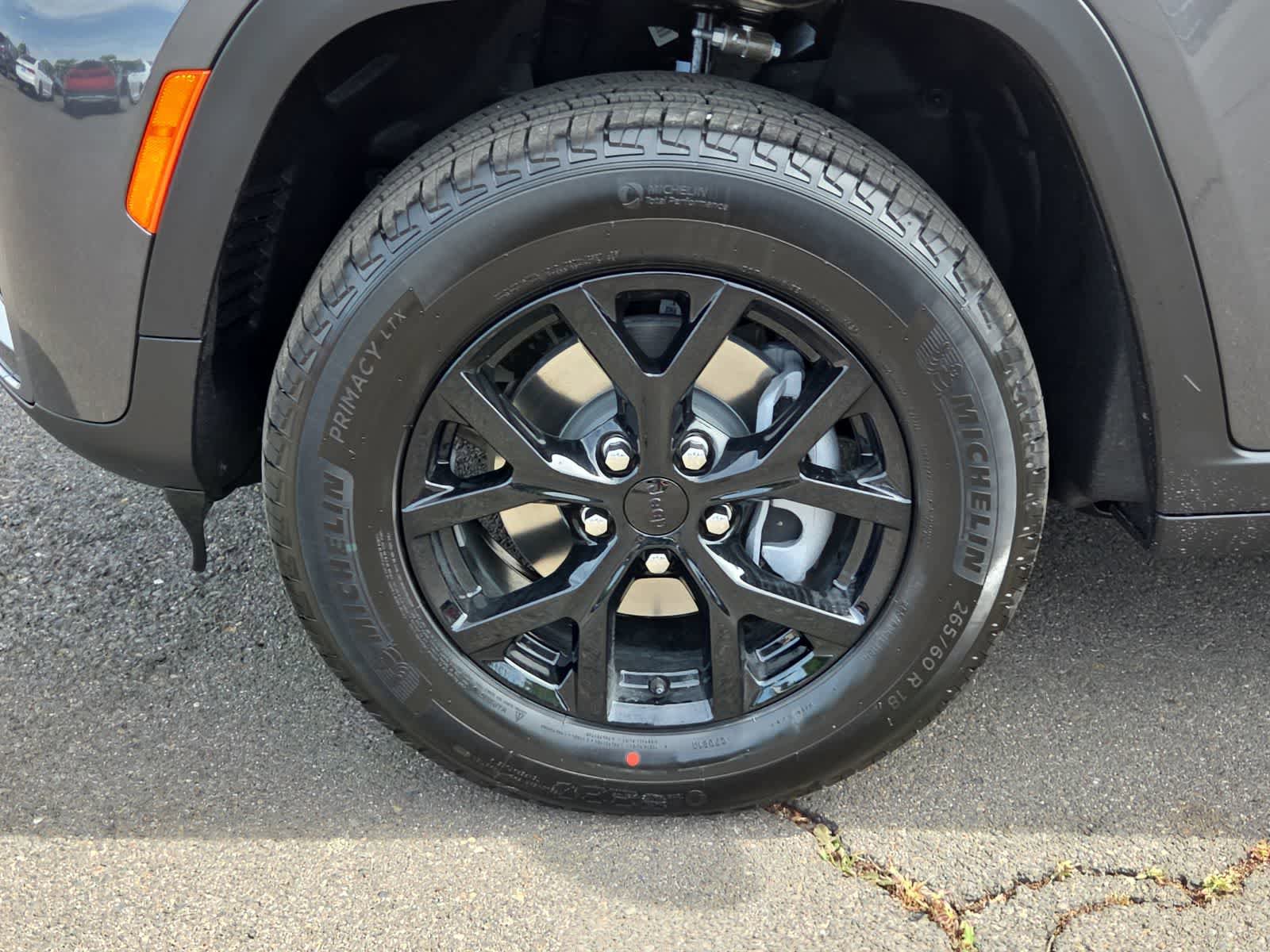 New 2026 Jeep Grand Cherokee Altitude AWD/4WD image 16