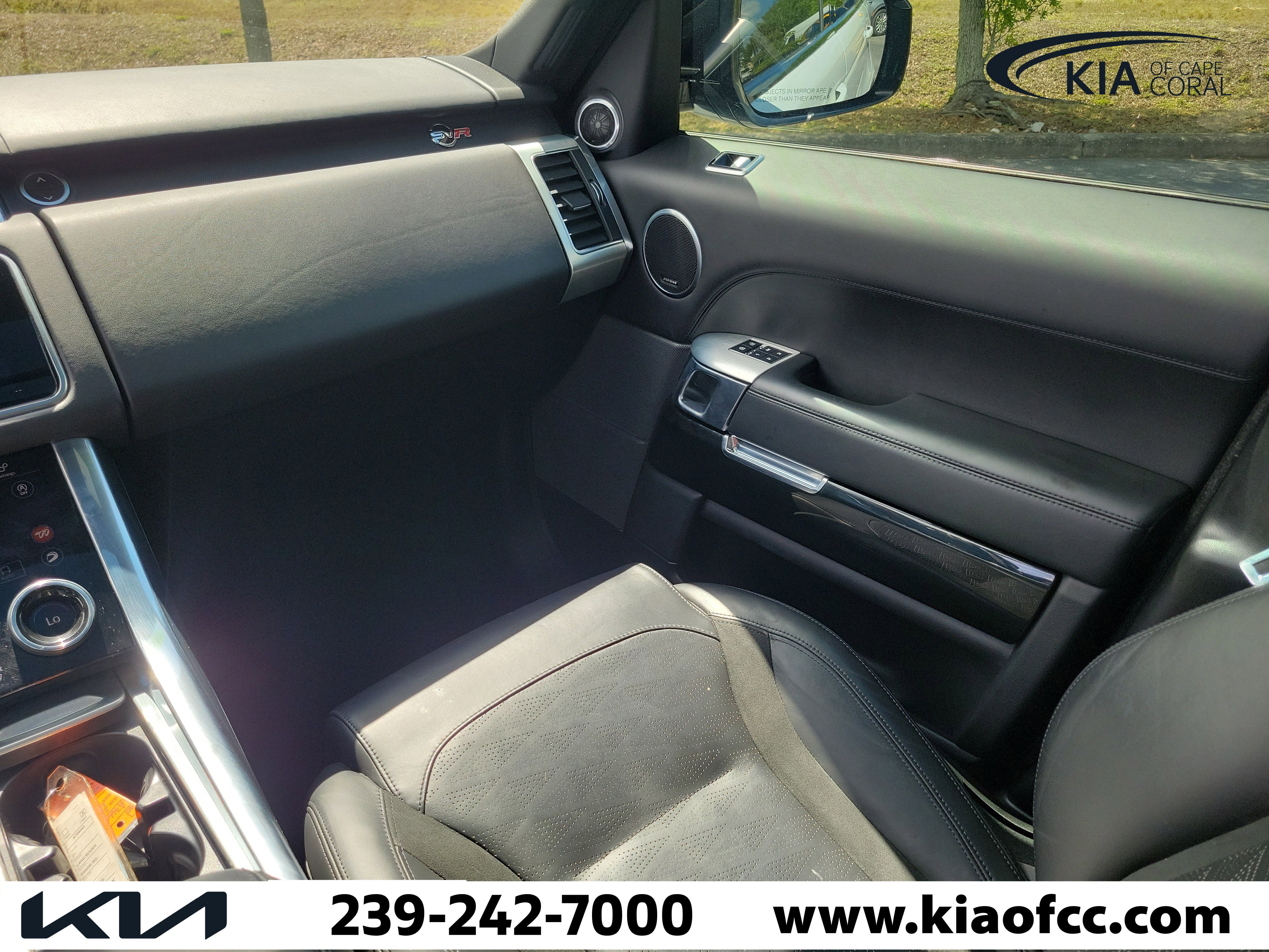 Used 2021 Land Rover Range Rover Sport SVR image 19