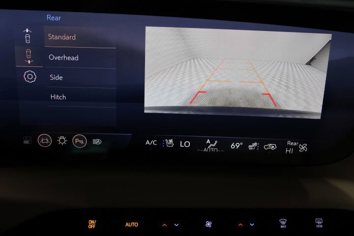 Certified 2025 Buick Enclave Avenir w/ Super Cruise Package image 5