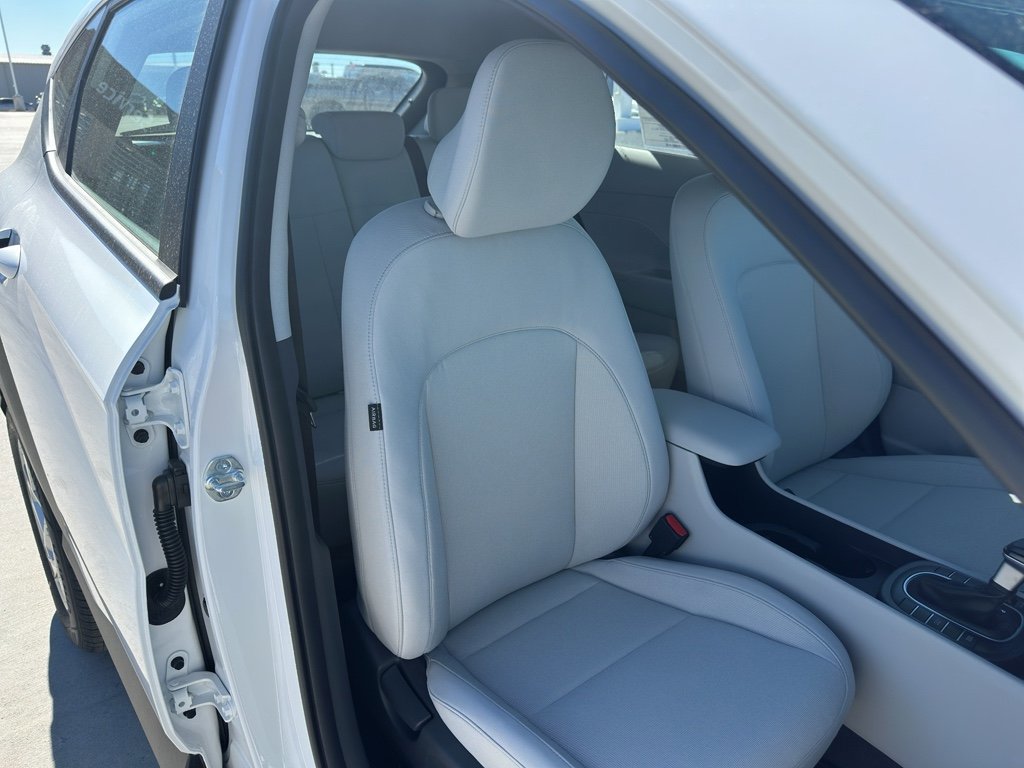 New 2026 Hyundai Kona SE image 29