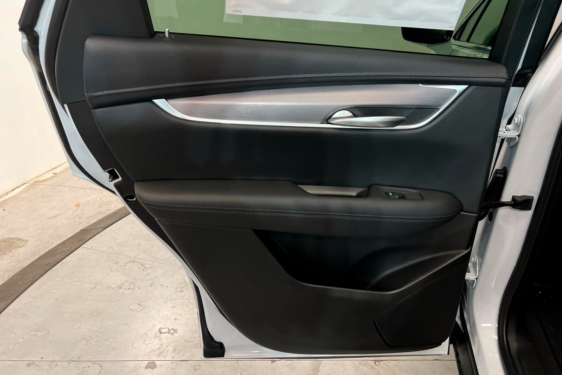 New 2025 Cadillac XT5 Luxury image 19