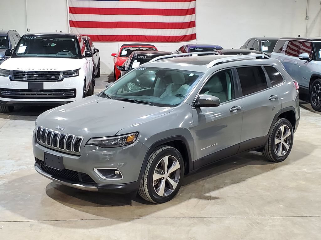 Used 2020 Jeep Cherokee Limited w/ Luxury Group FWD image 42