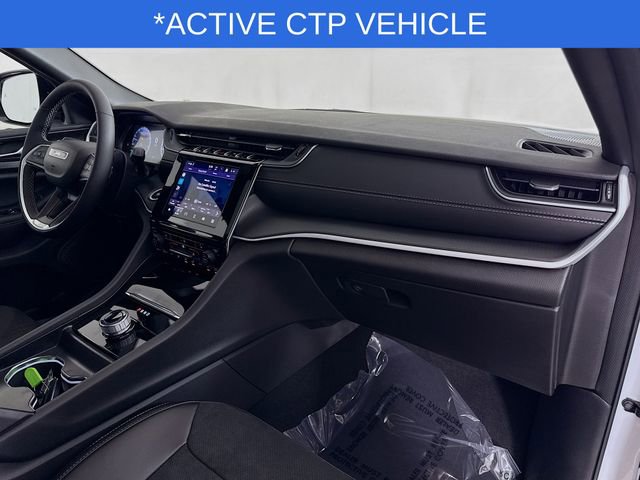 New 2025 Jeep Grand Cherokee Altitude image 29