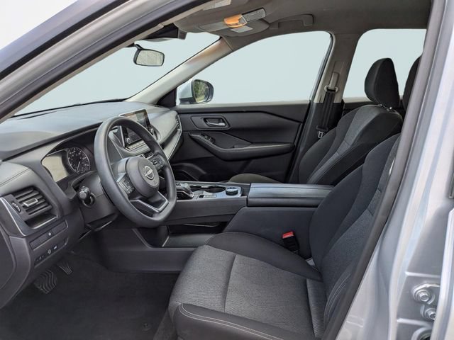 Used 2024 Nissan Rogue SV AWD/4WD image 19