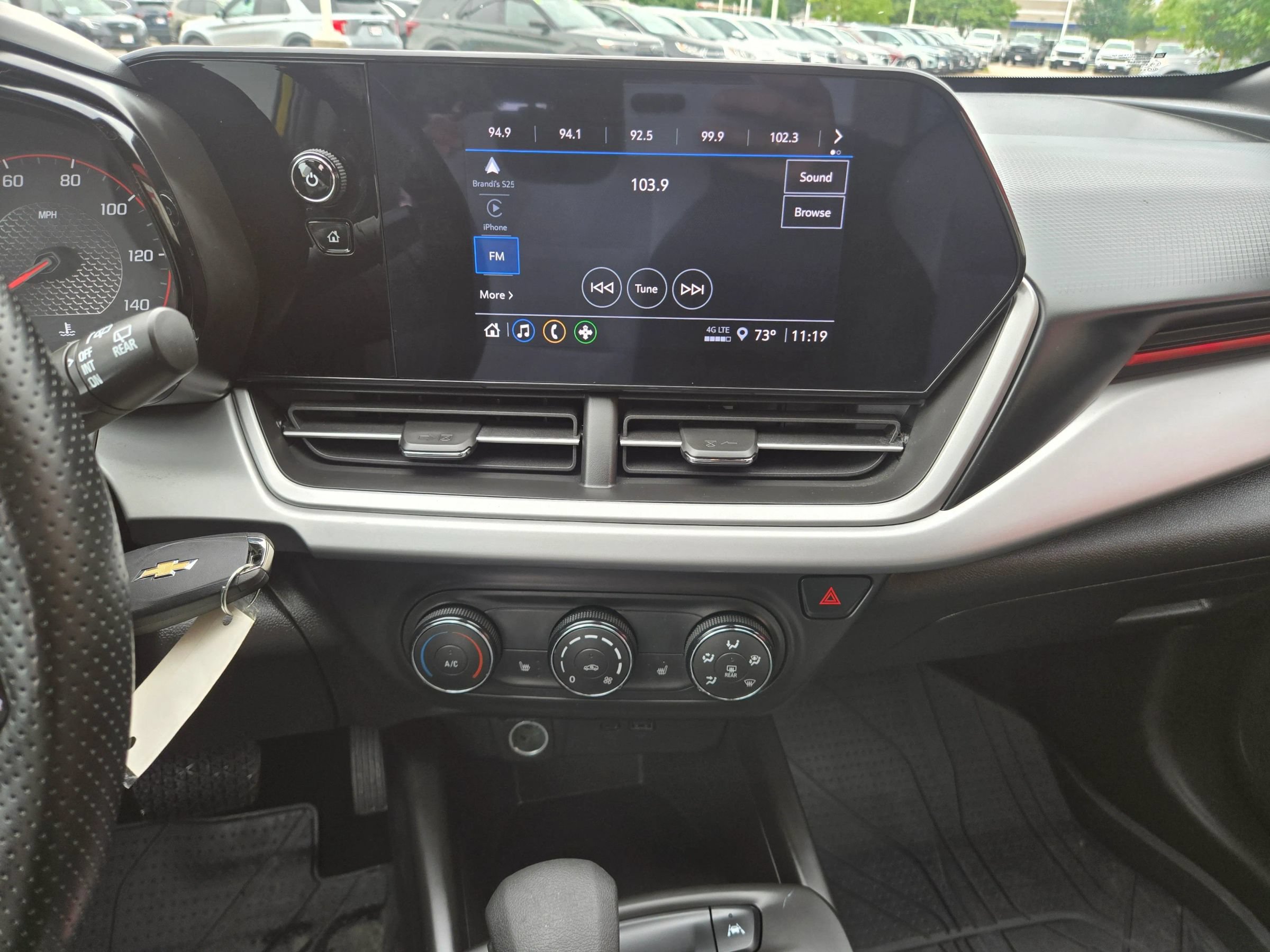 Used 2024 Chevrolet Trax RS FWD image 13