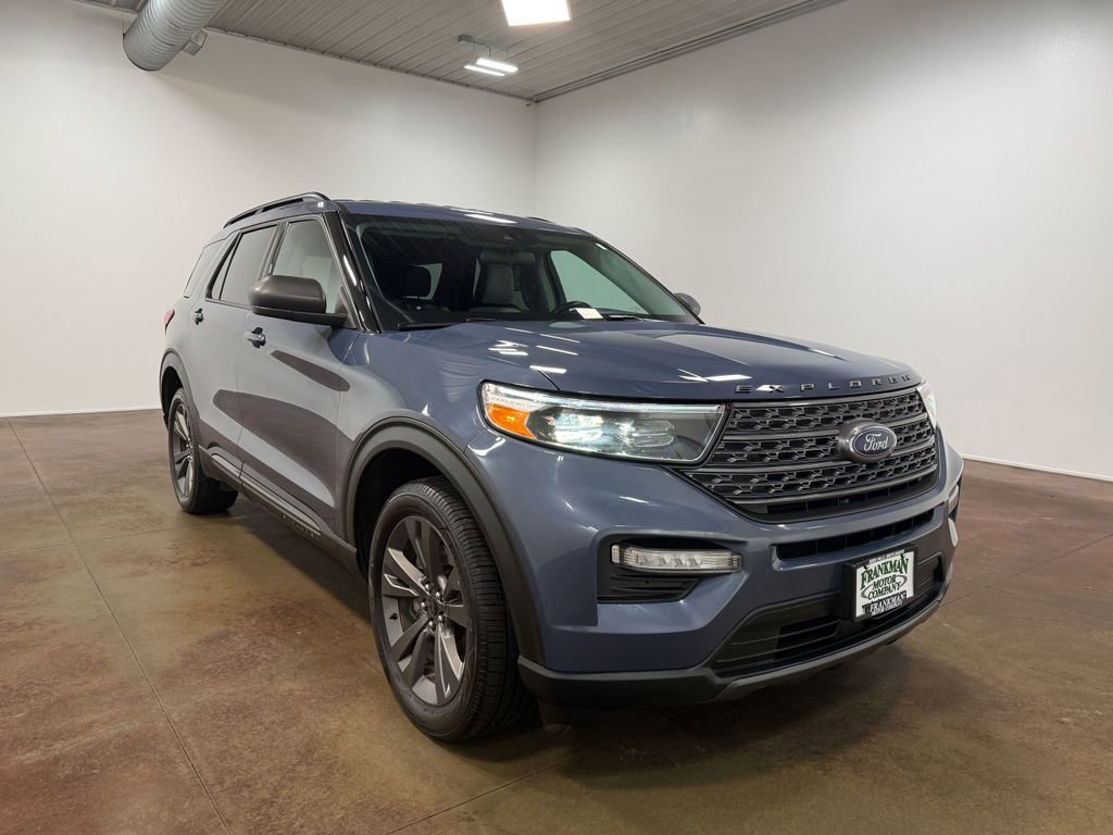 Used 2021 Ford Explorer XLT w/ Equipment Group 202A image 30