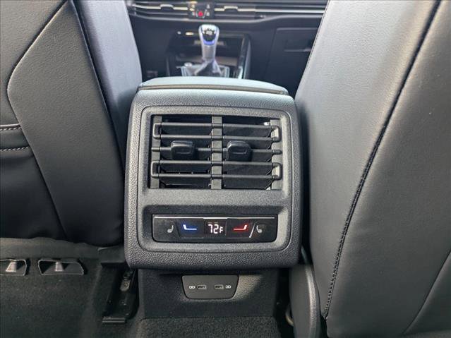 Used 2024 Volkswagen Golf R image 19