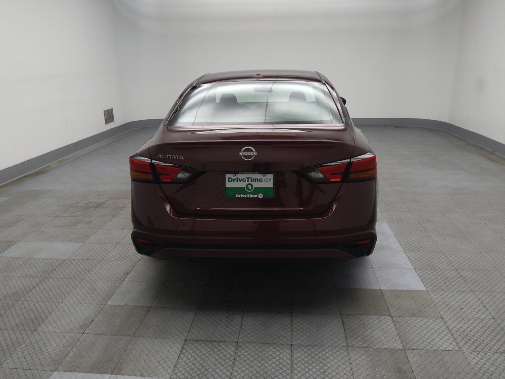 Used 2025 Nissan Altima 2.5 SV FWD image 7