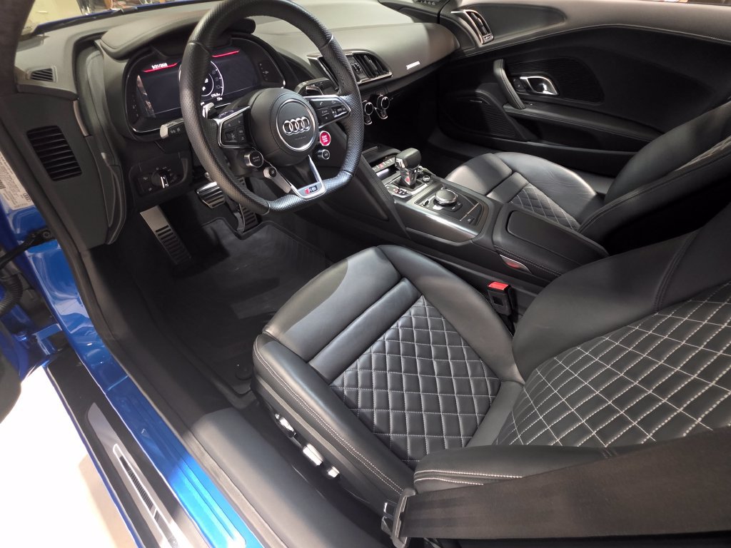 Certified 2023 Audi R8 V10 performance w/ Premium Package RWD image 14