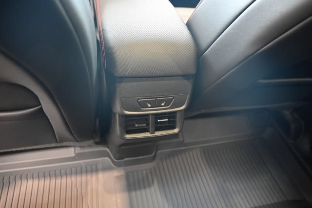 New 2027 Chevrolet Equinox RS w/ Safety and Technology Package AWD/4WD image 26