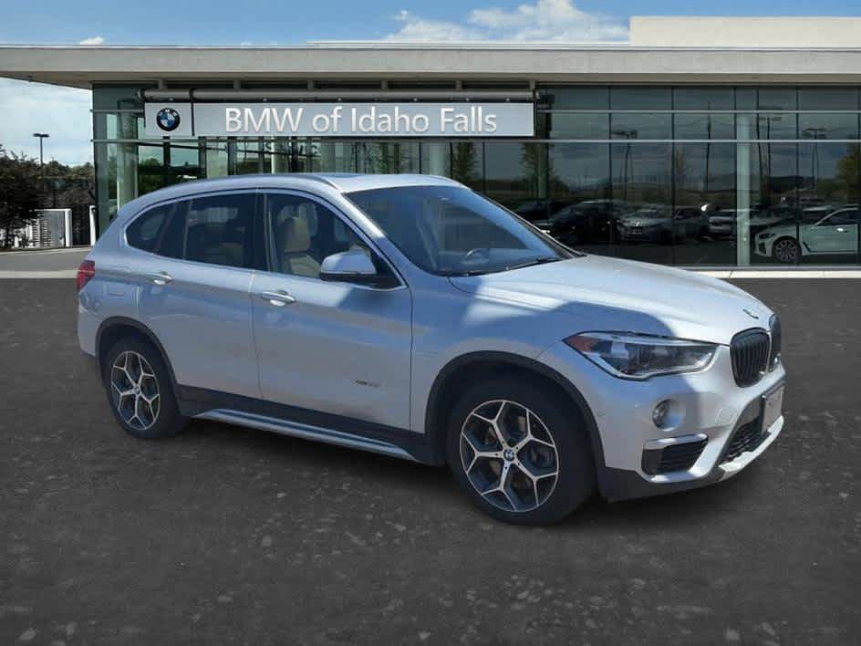 Used 2017 BMW X1 xDrive28i AWD/4WD image 1
