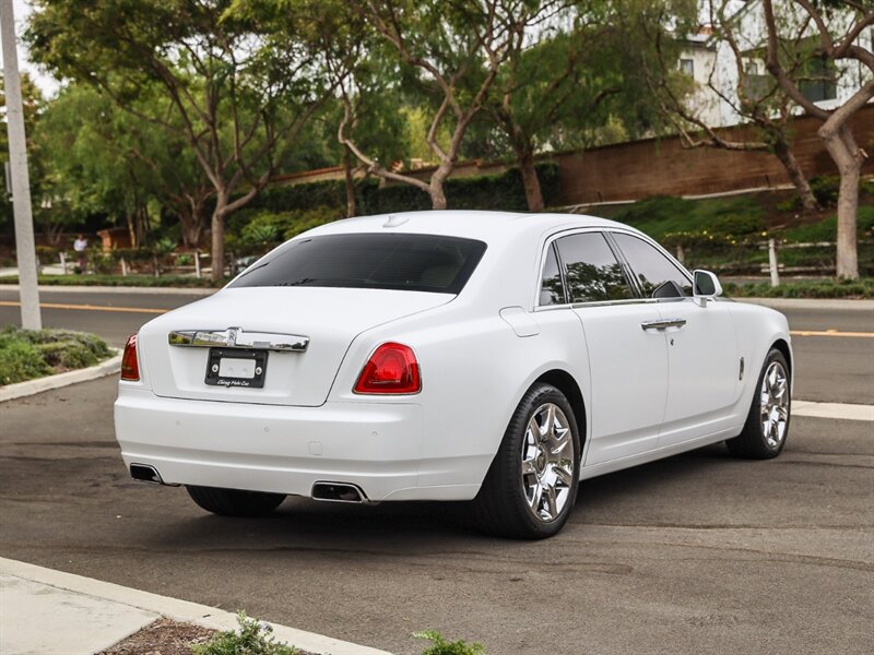 Used 2012 Rolls-Royce Ghost RWD image 5