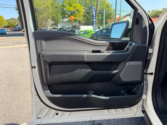 Used 2022 Ford F150 Lightning Lariat w/ Equipment Group 511A High AWD/4WD image 8