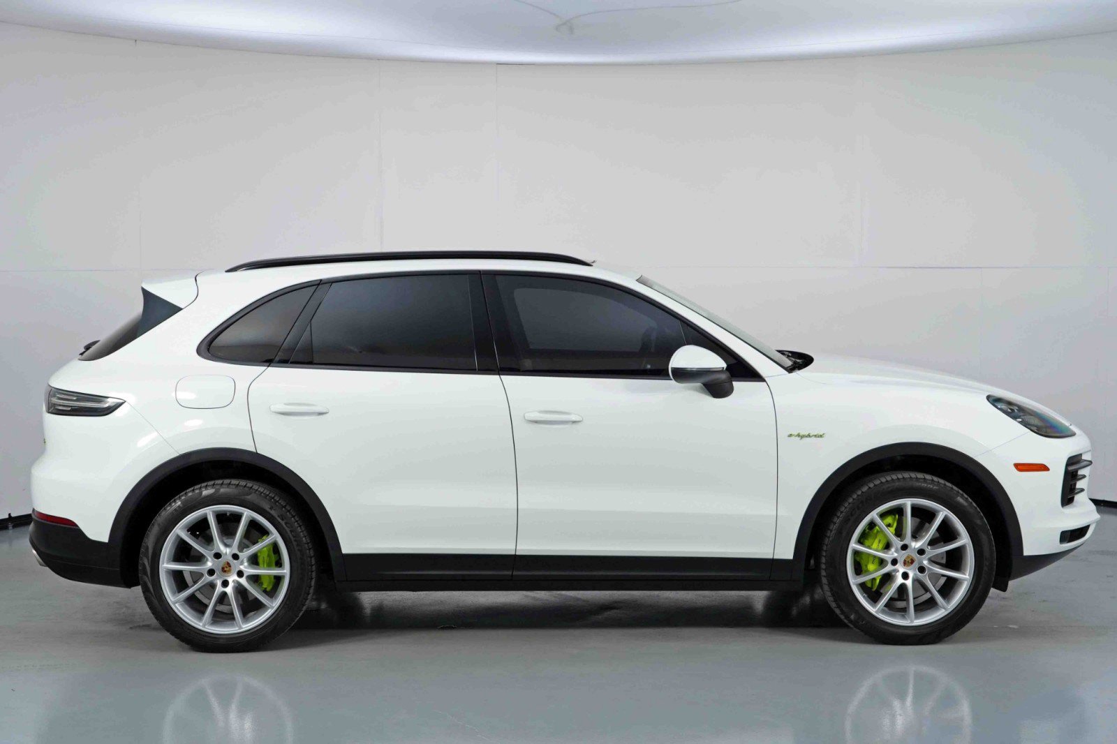 Used 2019 Porsche Cayenne E-Hybrid image 56