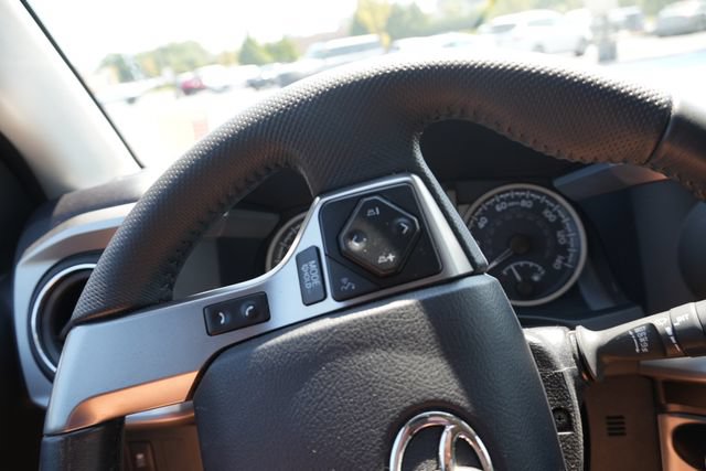 Used 2023 Toyota Tacoma SR5 w/ Technology Package AWD/4WD image 23