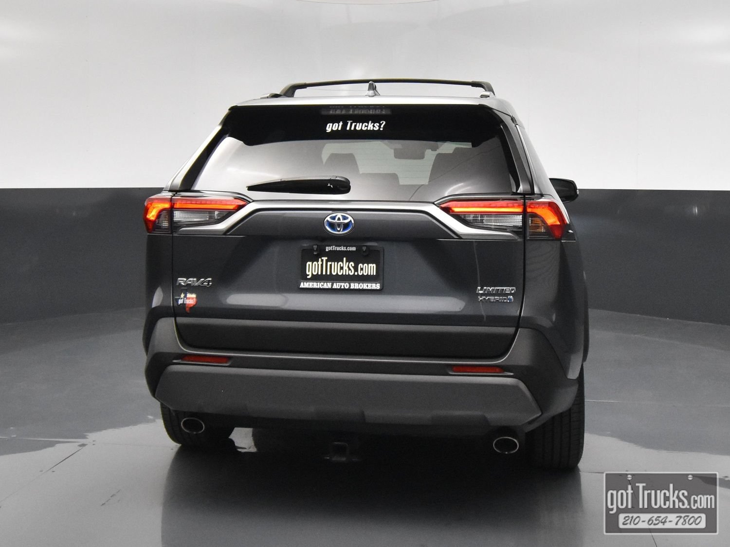 Used 2019 Toyota RAV4 Limited AWD/4WD image 6