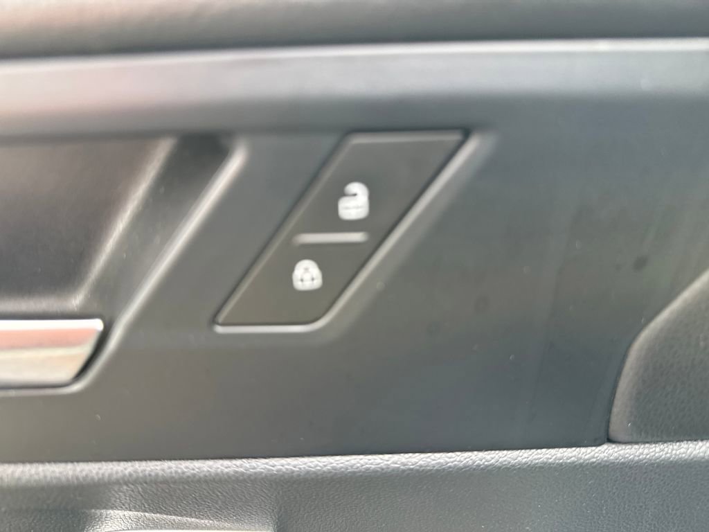 Used 2024 Volkswagen Jetta SE image 13