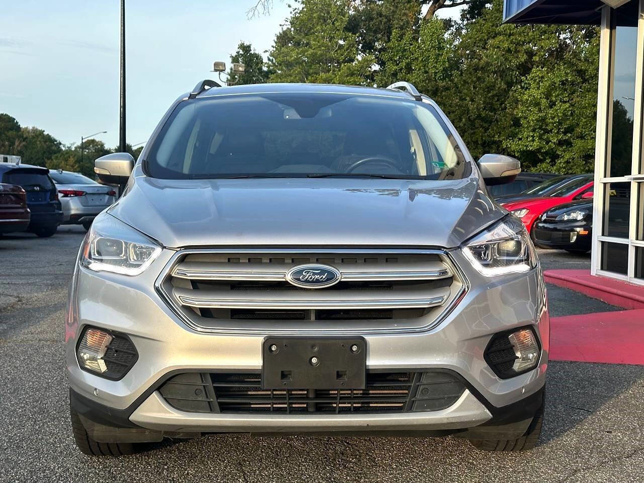 Used 2018 Ford Escape Titanium image 10