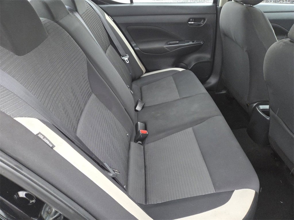 Used 2021 Nissan Versa SV image 16