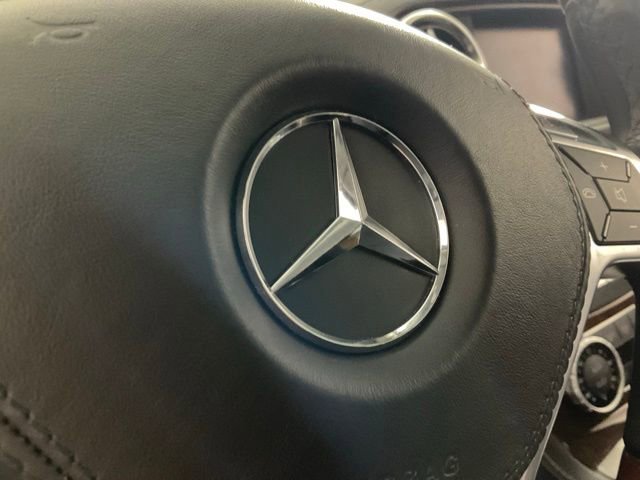 Used 2013 Mercedes-Benz SL 550 image 37