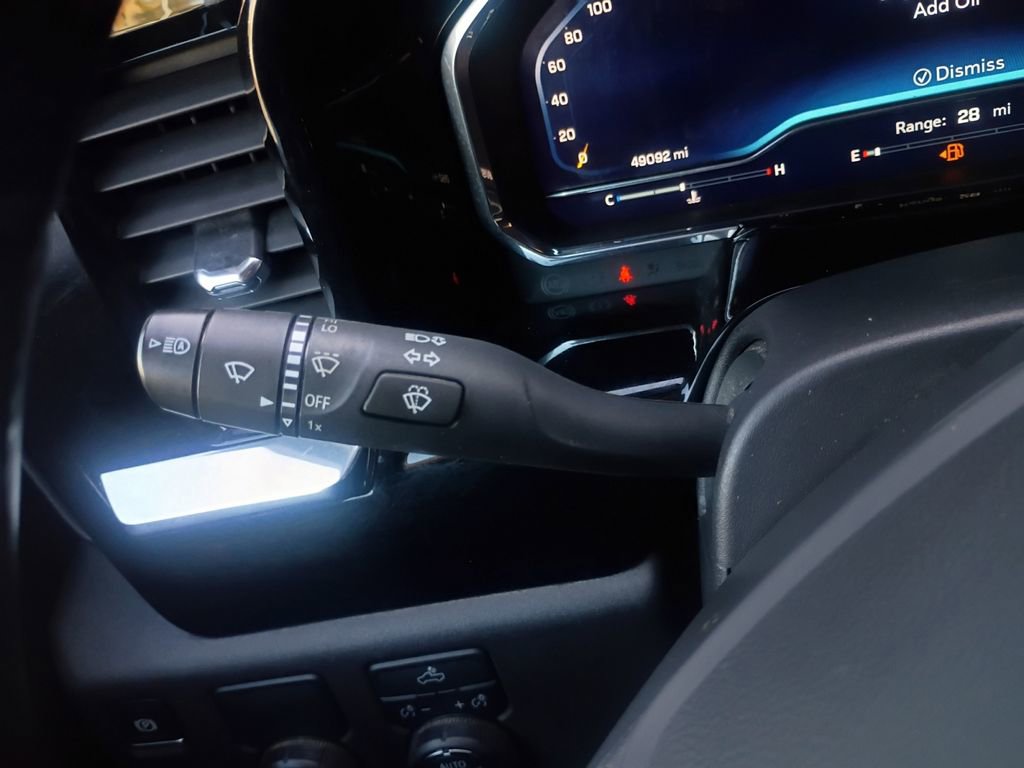 Used 2025 Chevrolet Silverado 1500 LT RWD image 5