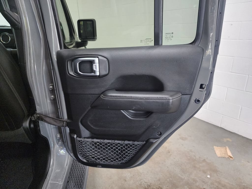 Used 2020 Jeep Wrangler Unlimited Sahara w/ Uconnect 4C Nav & Sound Group AWD/4WD image 27