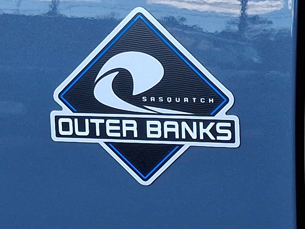 New 2025 Ford Bronco Outer Banks w/ Sasquatch Package AWD/4WD image 14