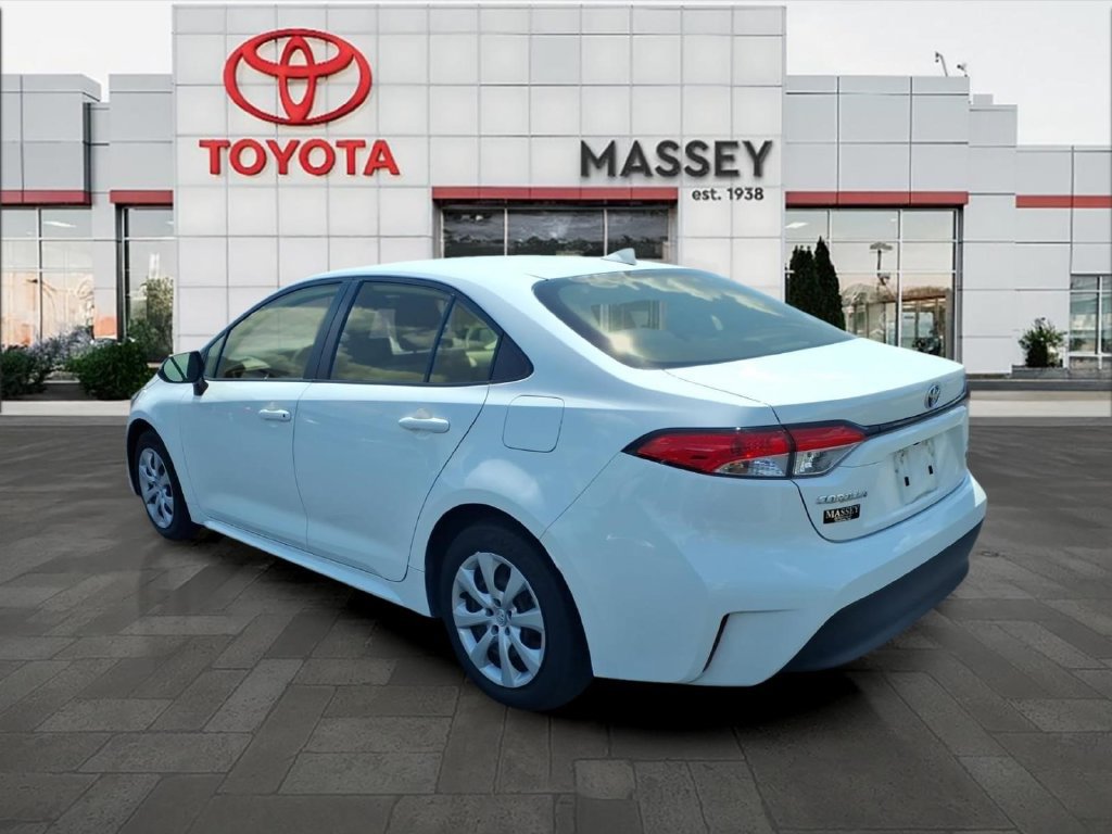 Used 2024 Toyota Corolla LE FWD image 6