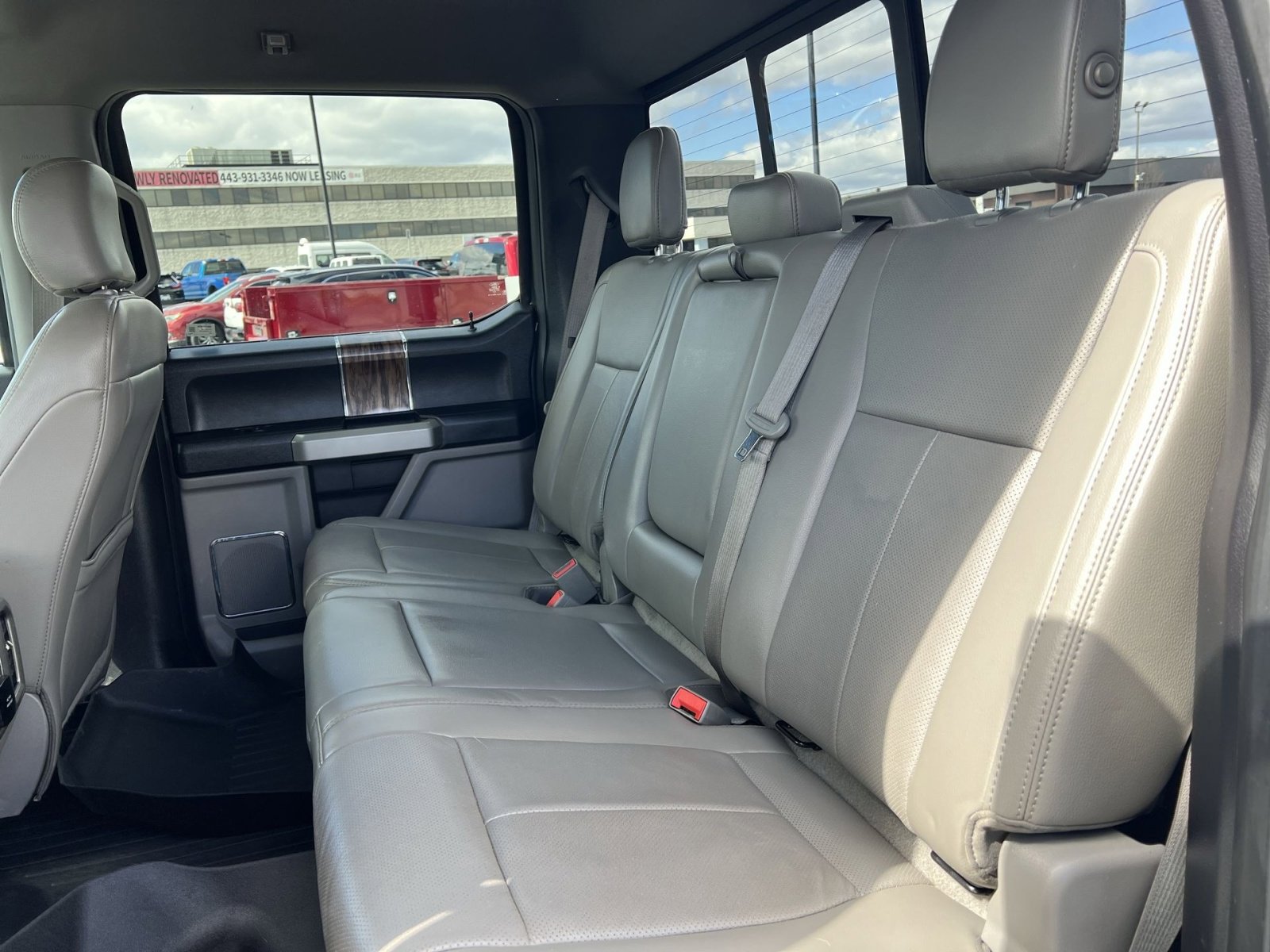 Used 2018 Ford F150 Lariat image 24