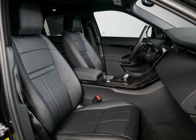 New 2025 Land Rover Range Rover Evoque Dynamic SE AWD/4WD image 3