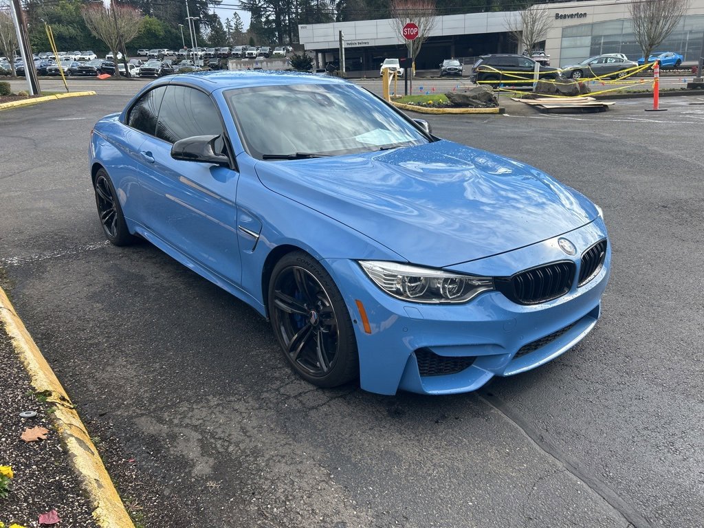 Used 2016 BMW M4 Convertible image 2