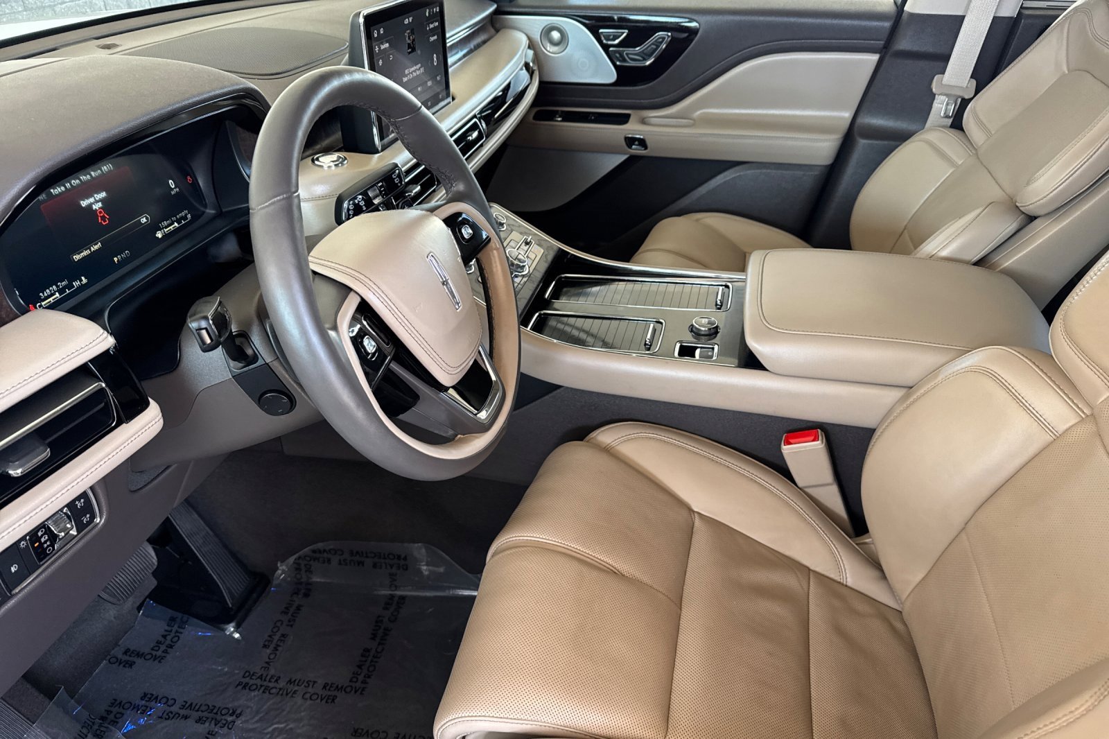 Used 2022 Lincoln Aviator Reserve w/ Equipment Group 201A image 9