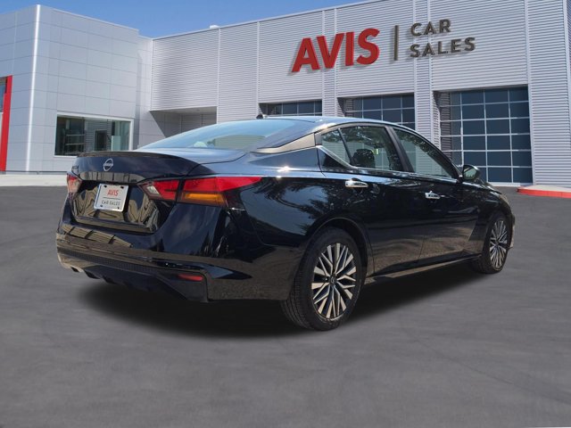 Used 2025 Nissan Altima 2.5 SV FWD image 5
