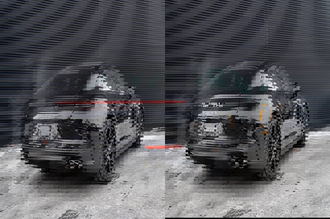 New 2026 Porsche Panamera 4S image 12