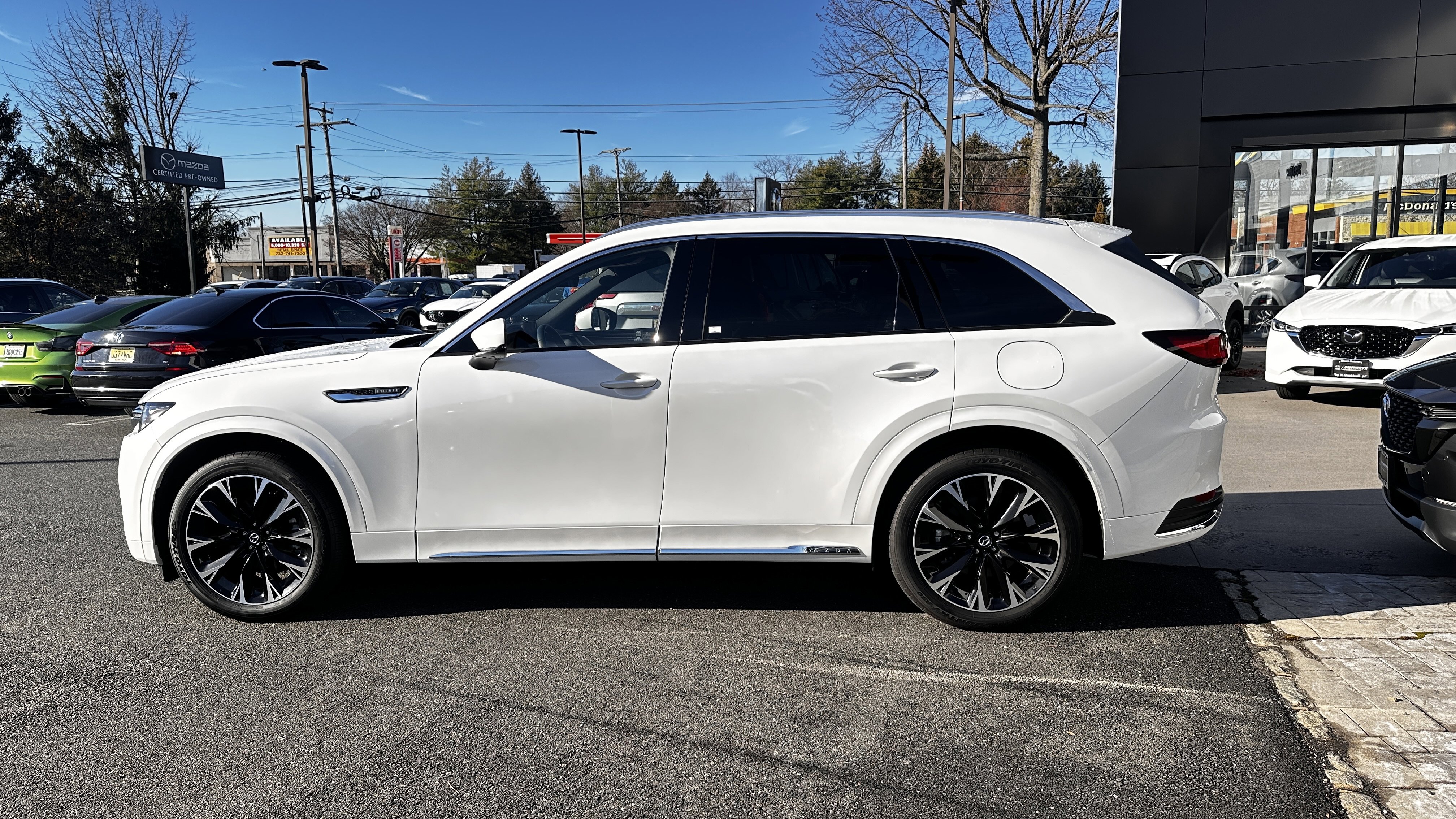 Certified 2025 MAZDA CX-90 3.3 Turbo S w/ Premium Package image 3